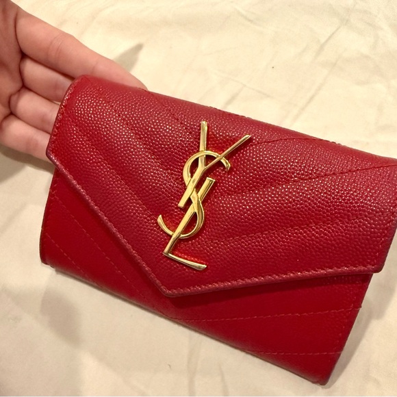 Saint Laurent - Small Envelope Wallet in Grain de Poudre Embossed Leather - Picture 3 of 4